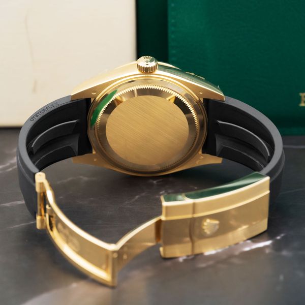 Rolex Sky-Dweller 326238